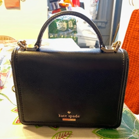 Kate Spade Purse - Picture 1 of 5